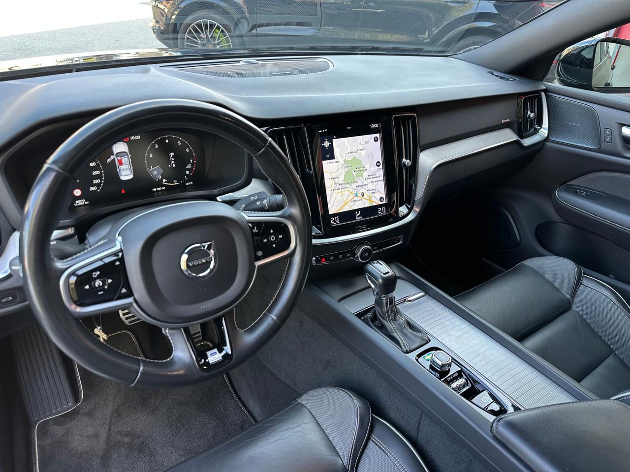 Volvo S60 2.0 t5 R-design geartronic