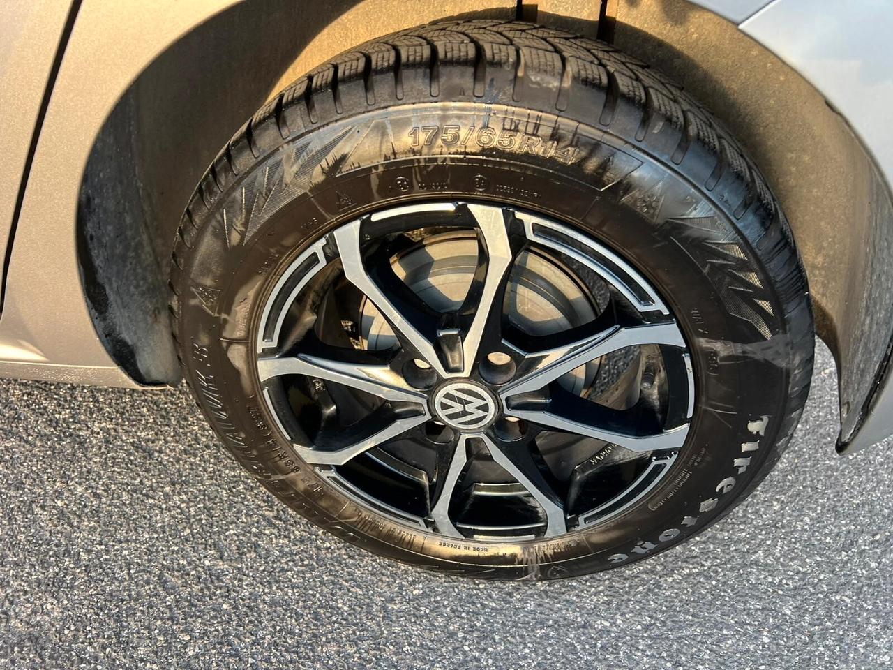 Volkswagen up! 1.0 75 CV 5p. move