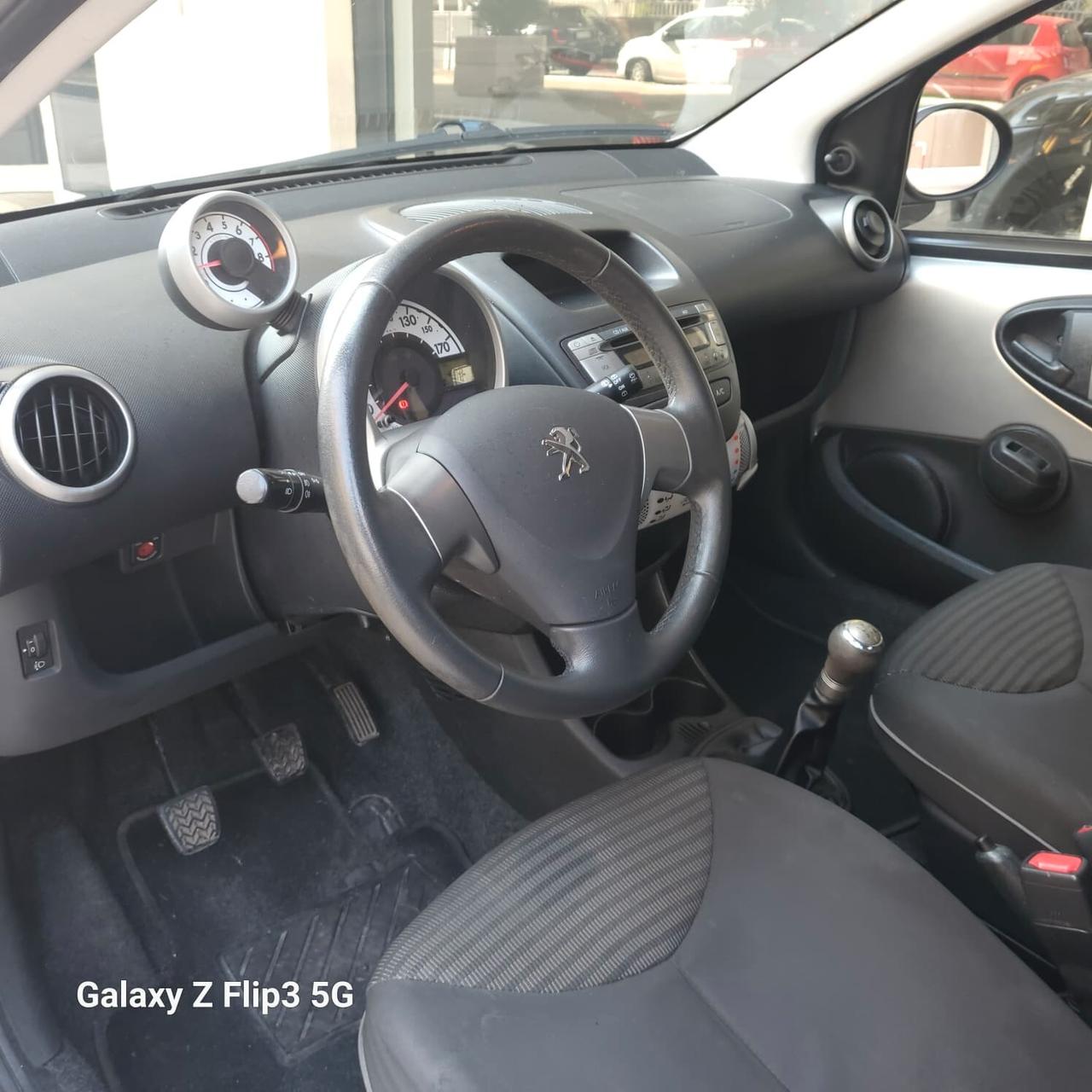 Peugeot 107 1.0 68CV 5p. Superga