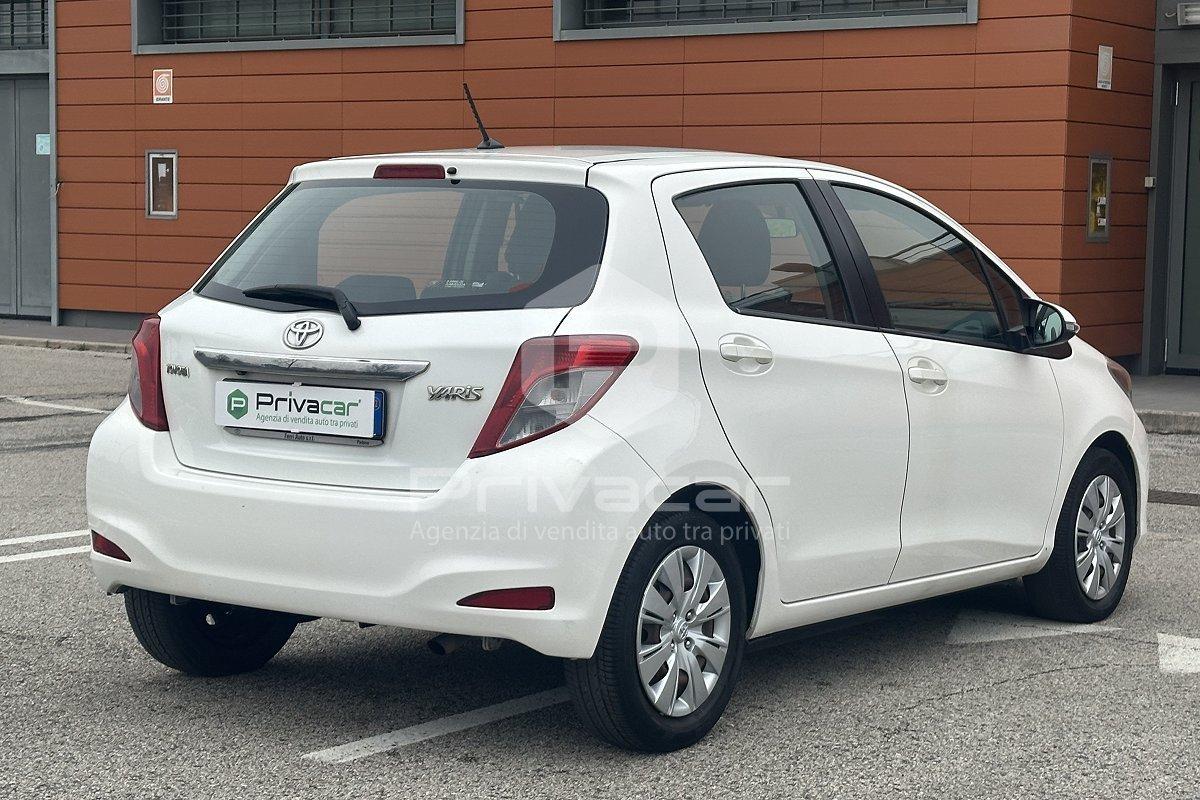 TOYOTA Yaris 1.3 5 porte Active