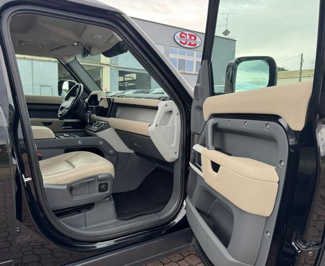 LAND ROVER Defender 110 3.0D I6 200 CV AWD.-- AUTOCARRO --