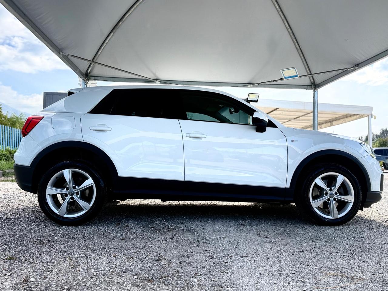 Audi Q2 1.6 TDI*NAVI*LED*PELLETOTALE*SEDILIRISCALDABILI