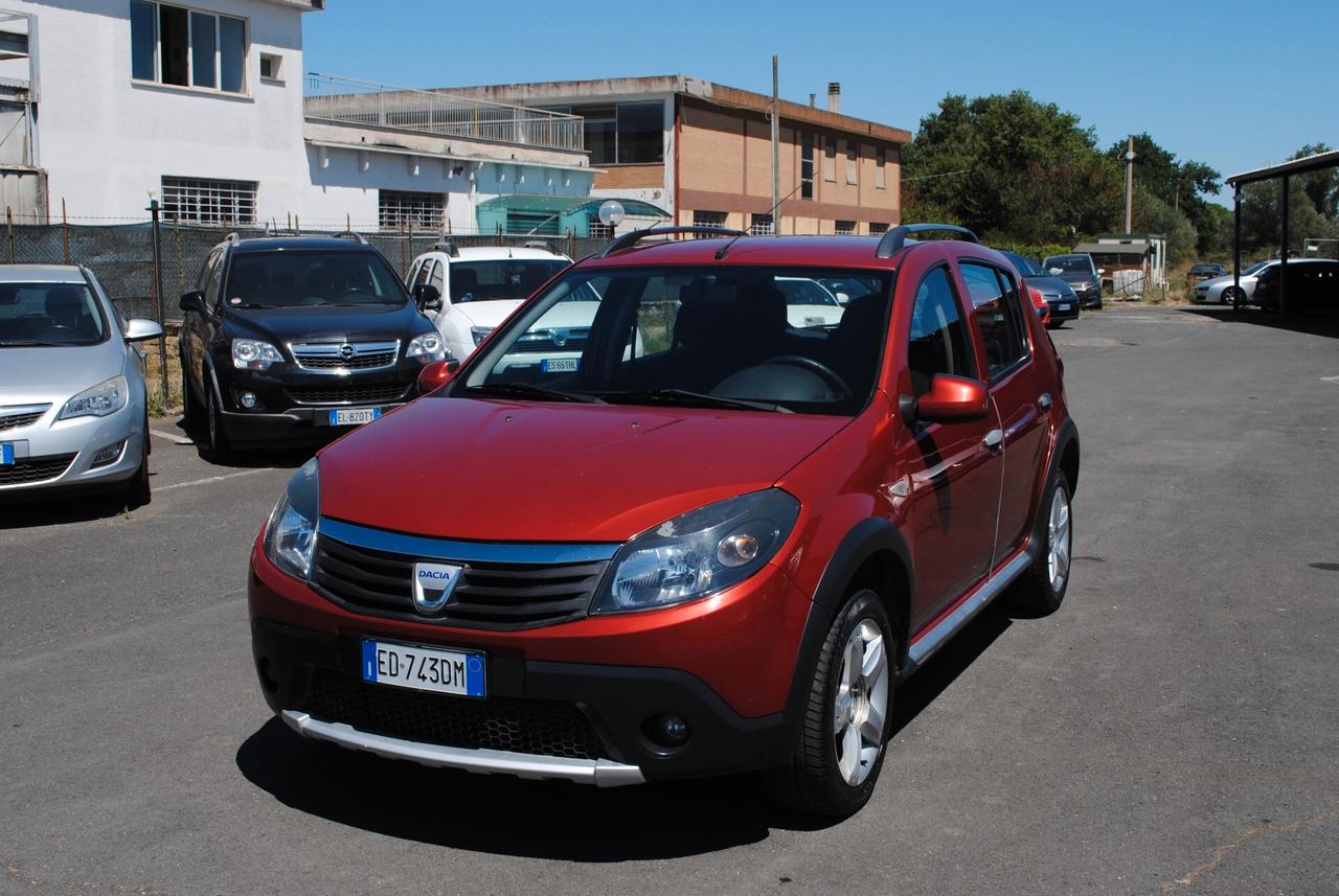 DACIA SANDERO 1.5 DCI 68 CV OK NEOPATENTATI