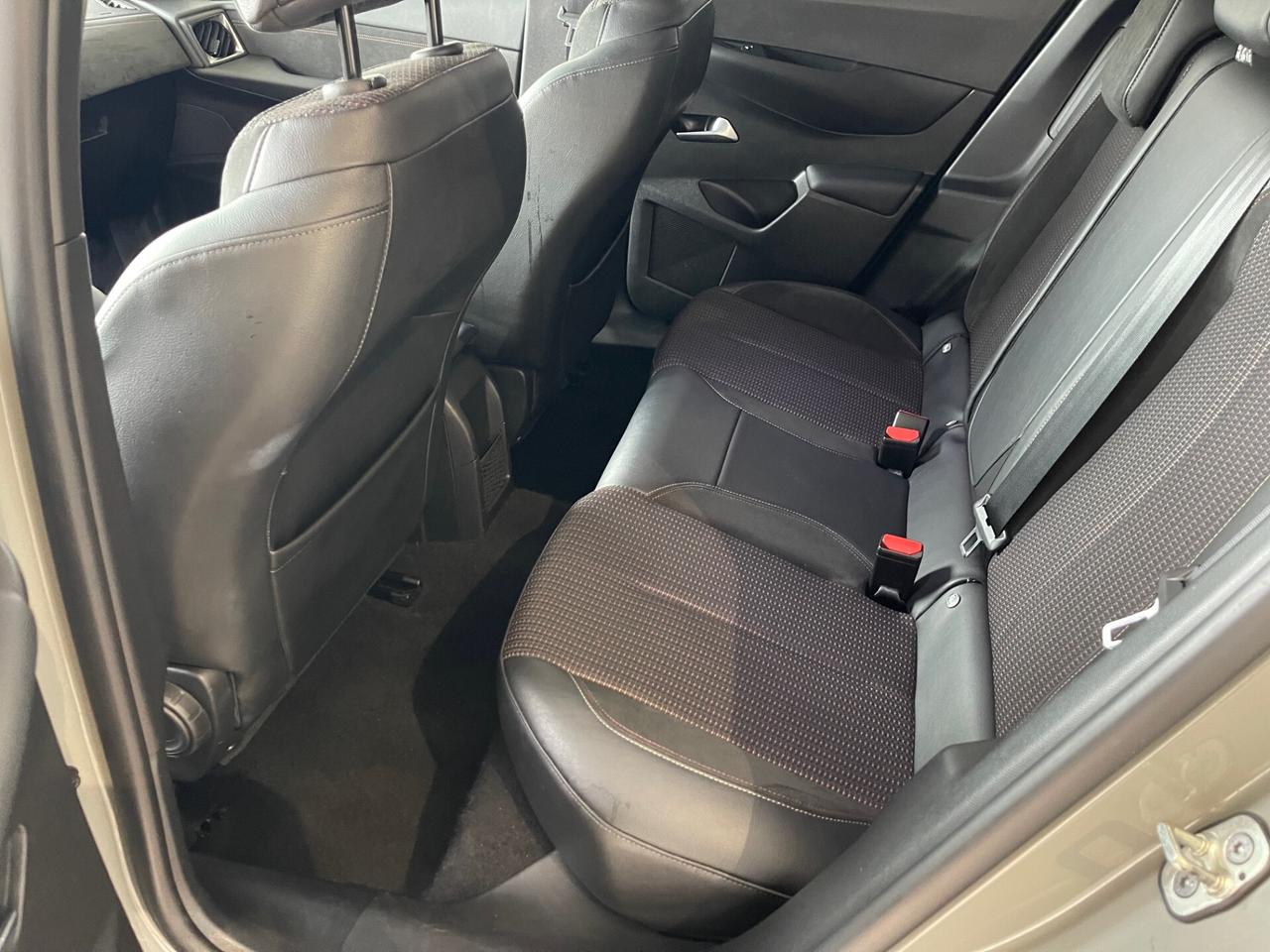 Ds DS3 3 PureTech 130 aut. Performance Line