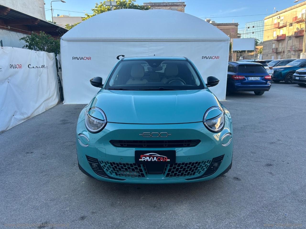 FIAT 600 Hybrid 136 CV DCT MHEV La Prima