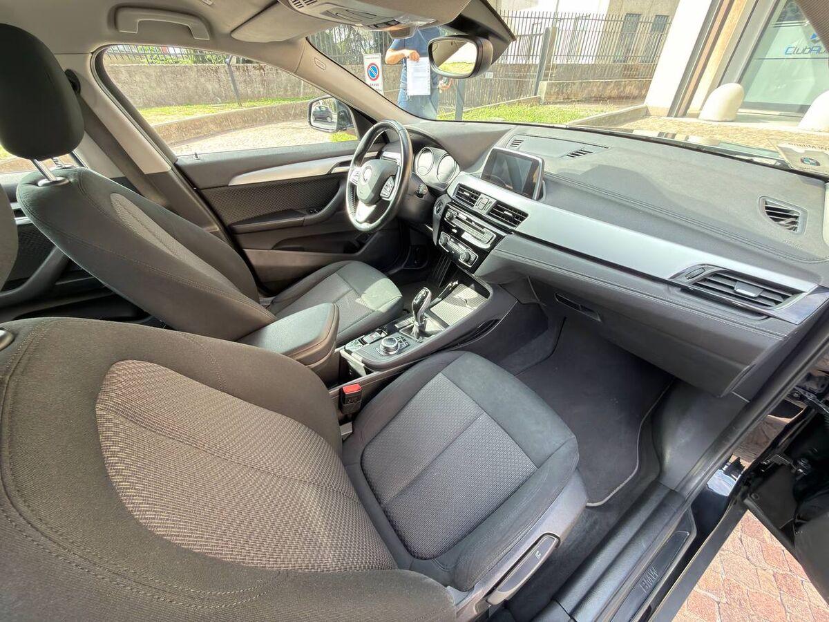 BMW X2 Sdrive18d Business X auto
