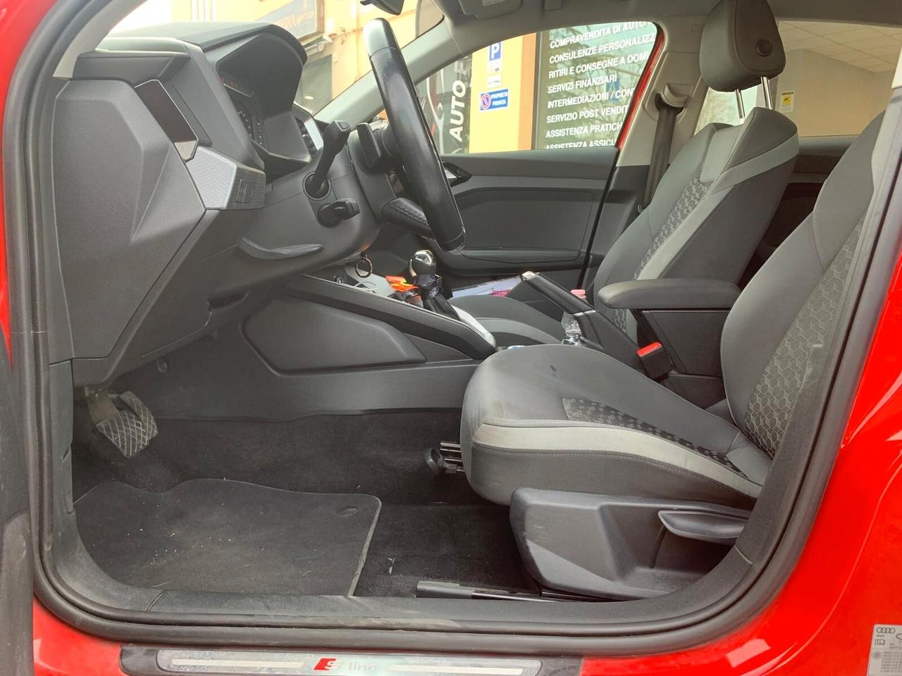 Audi A1 SPB 30 TFSI S-tronic S-line edition Neopat.