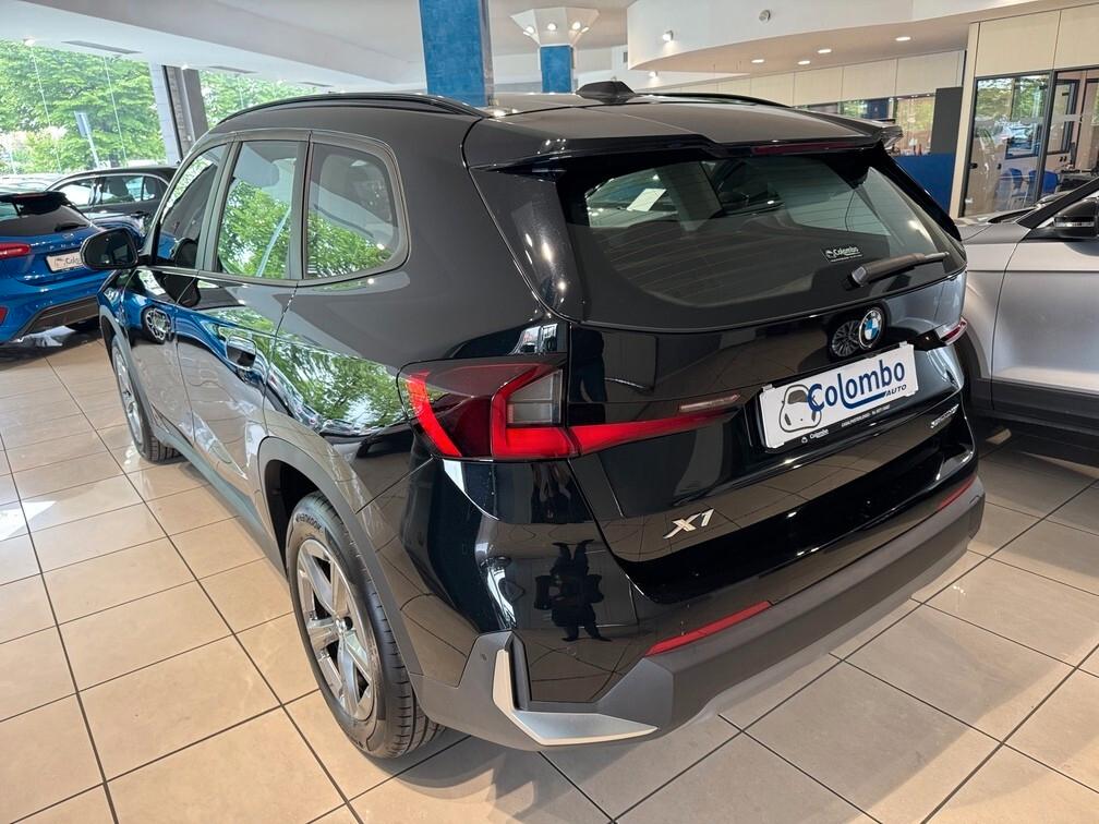 BMW X1 sdrive18i Advantage 136cv auto Led Navi 17" Neopat