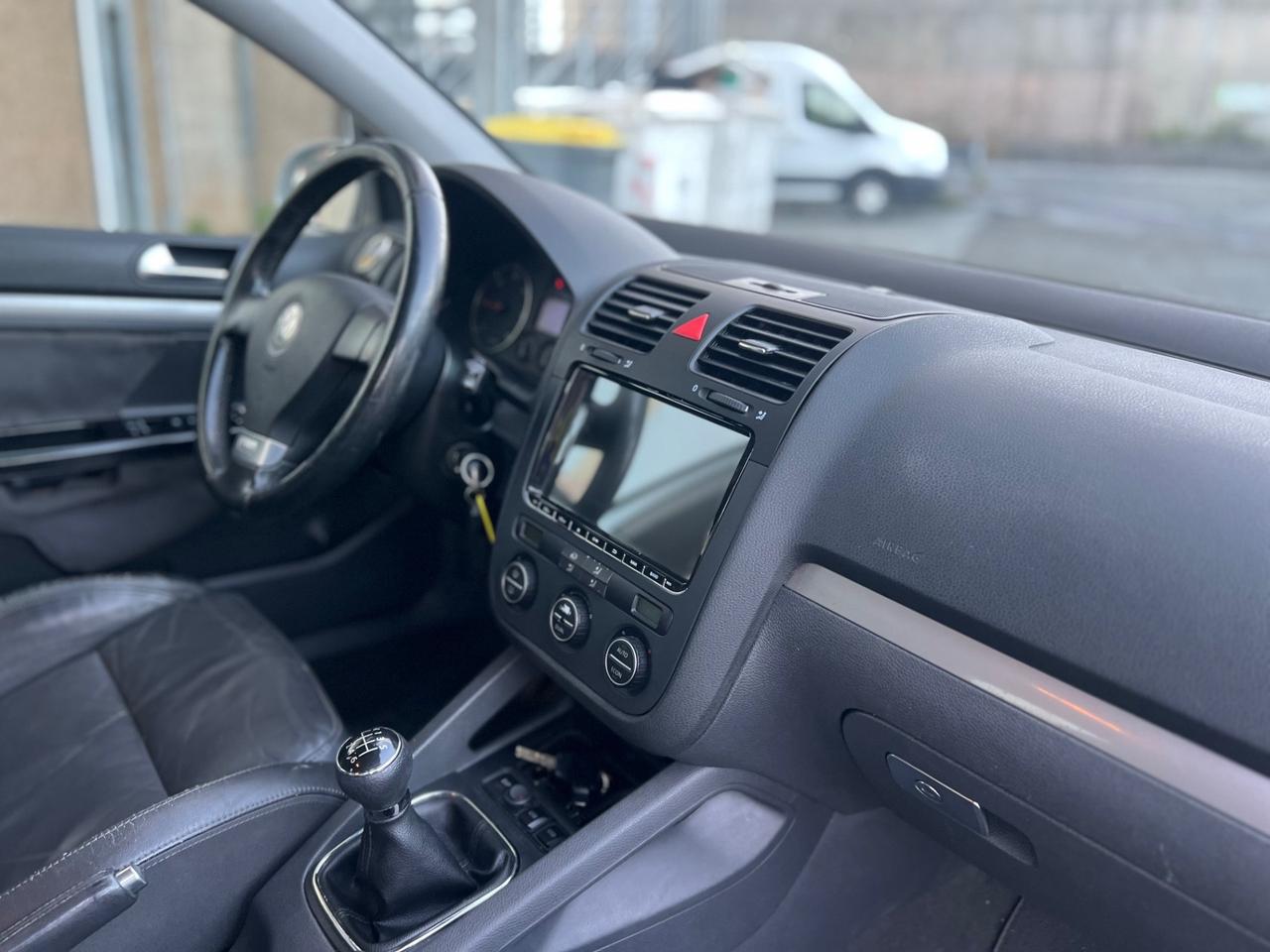Volkswagen Golf 2.0 16V TDI 5p. Sportline interni in pelle