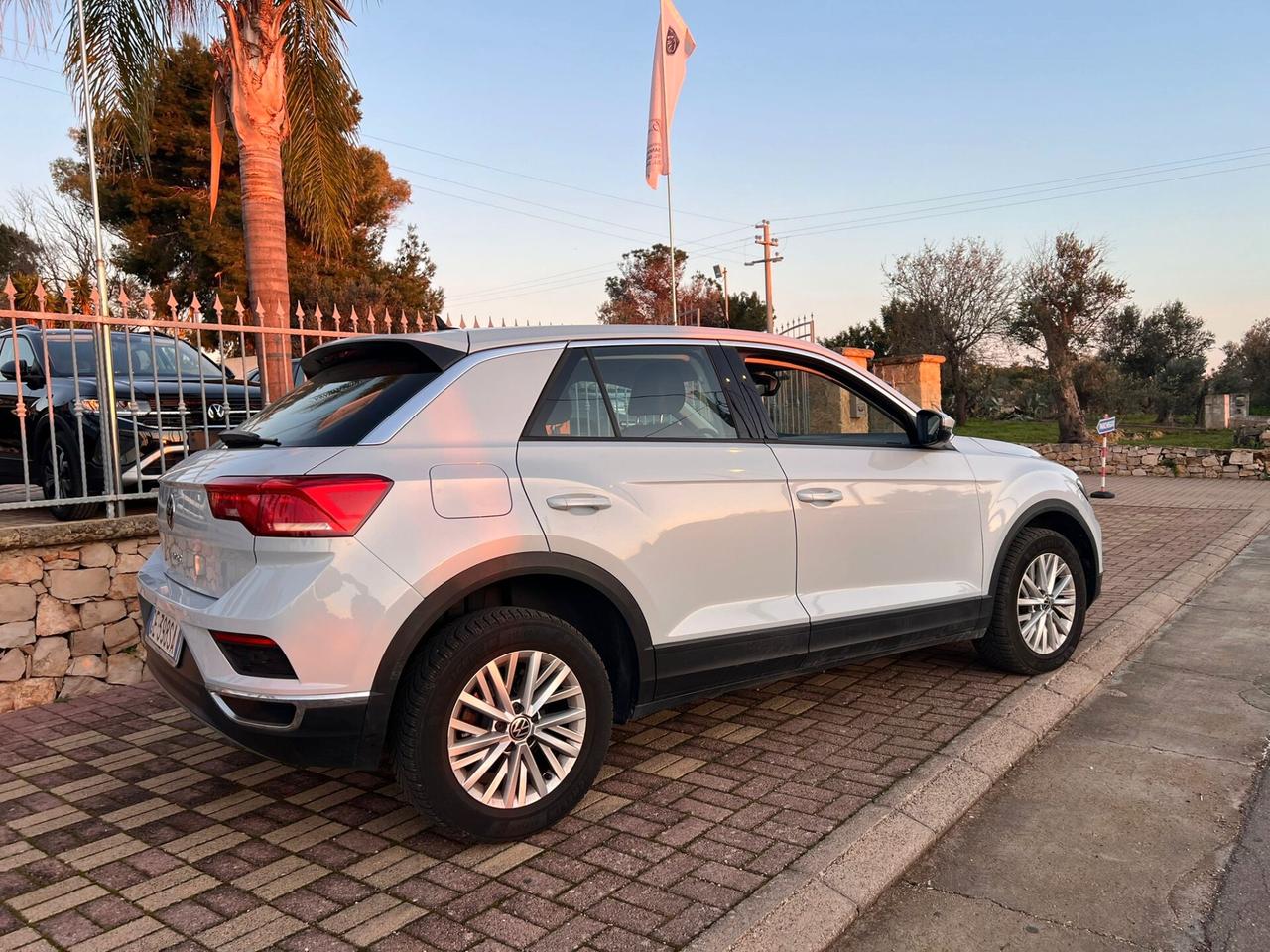 Volkswagen T-Roc 2.0 TDI SCR 150 CV DSG Business BlueMotion Technology