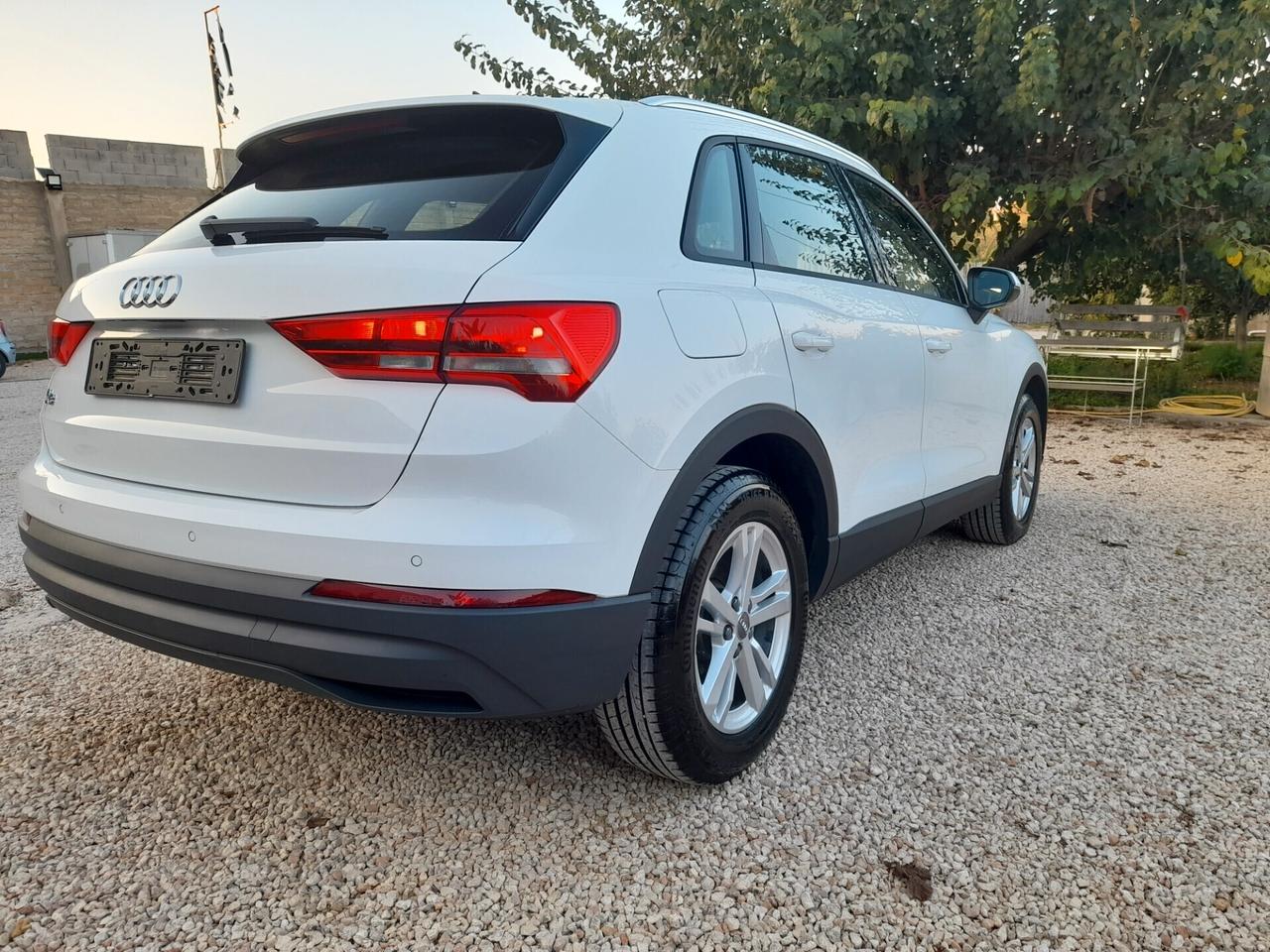 Audi Q3 35 TDI S.tronic Business Advanced 2020