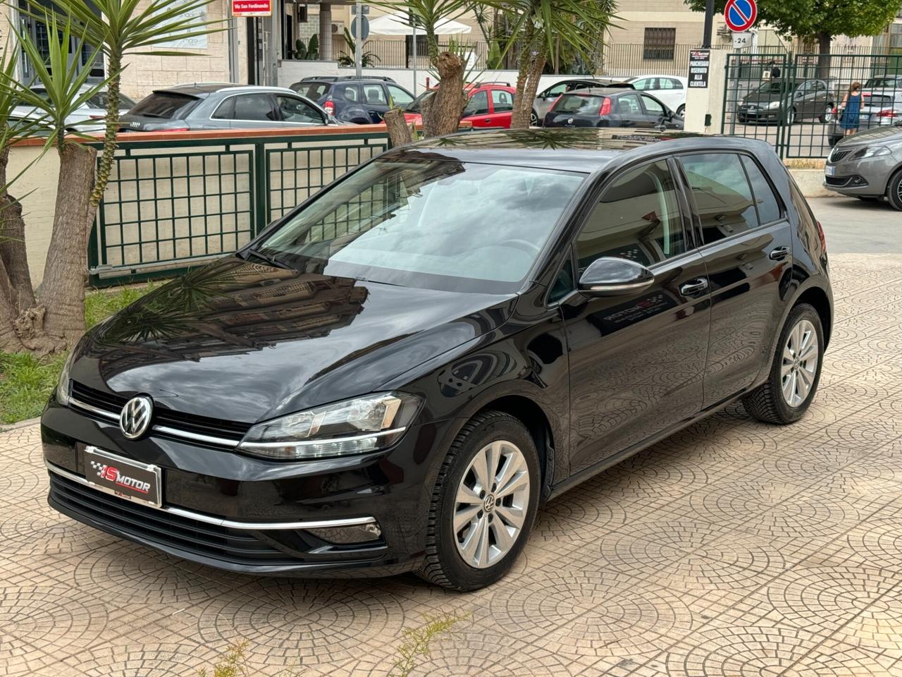 Volkswagen Golf 1.6 TDI 115CV DSG 5p. Business BlueMotion Technology