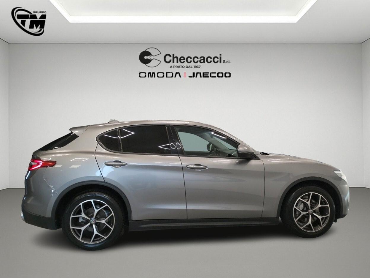 Alfa Romeo Stelvio 2.2 Turbodiesel 180 CV AT8 RWD Super