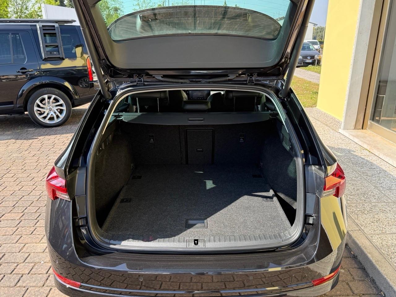 Skoda Octavia 2.0D 150 CV DSG Style/KEYLESS/HEAD UP