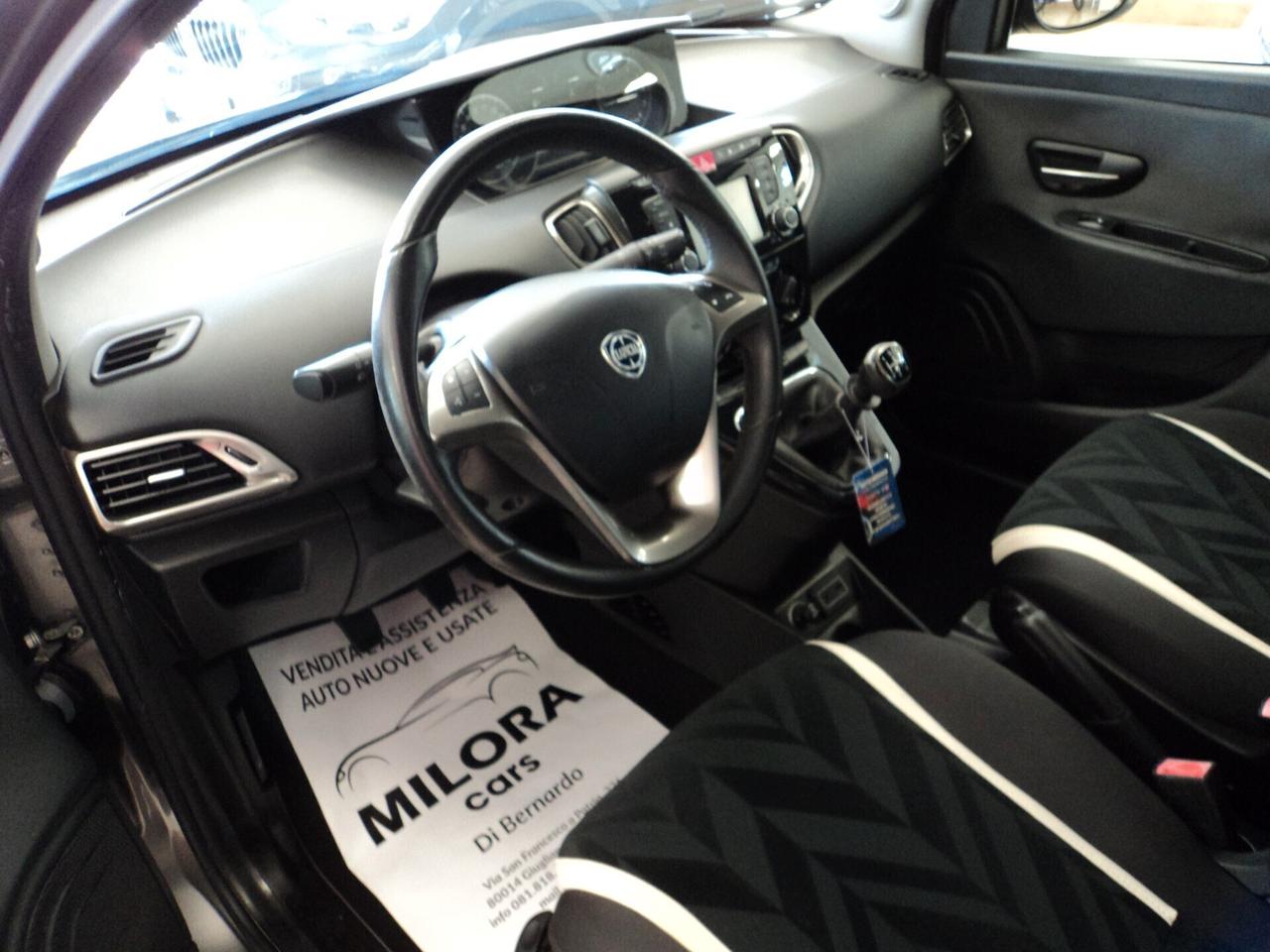 Lancia Ypsilon 1.2 69 CV 5 porte GPL Ecochic Gold