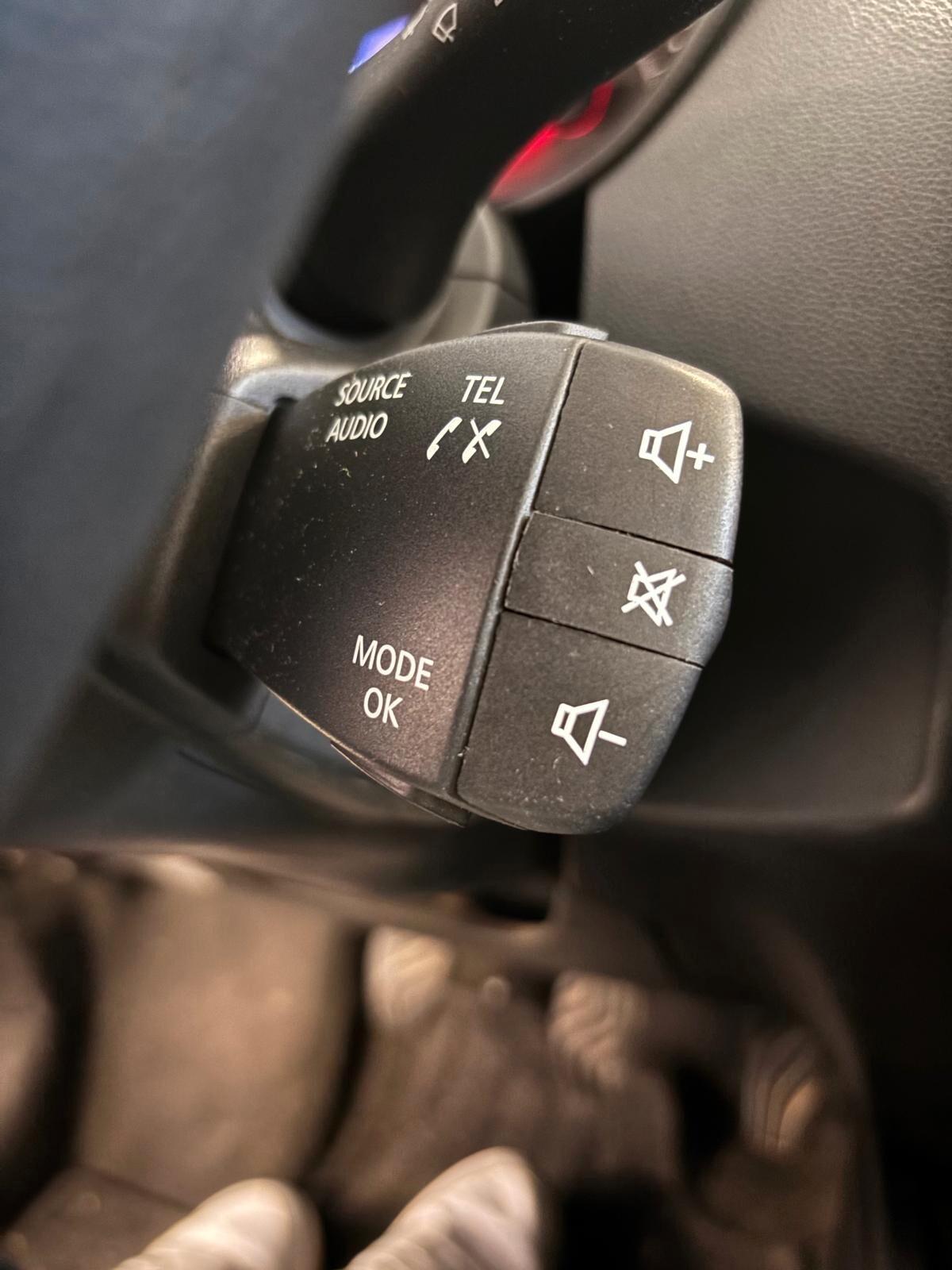 DACIA DUSTER ANNO 2020 BZ GPL ADATTA NEOPATENTATI KM 100 mila