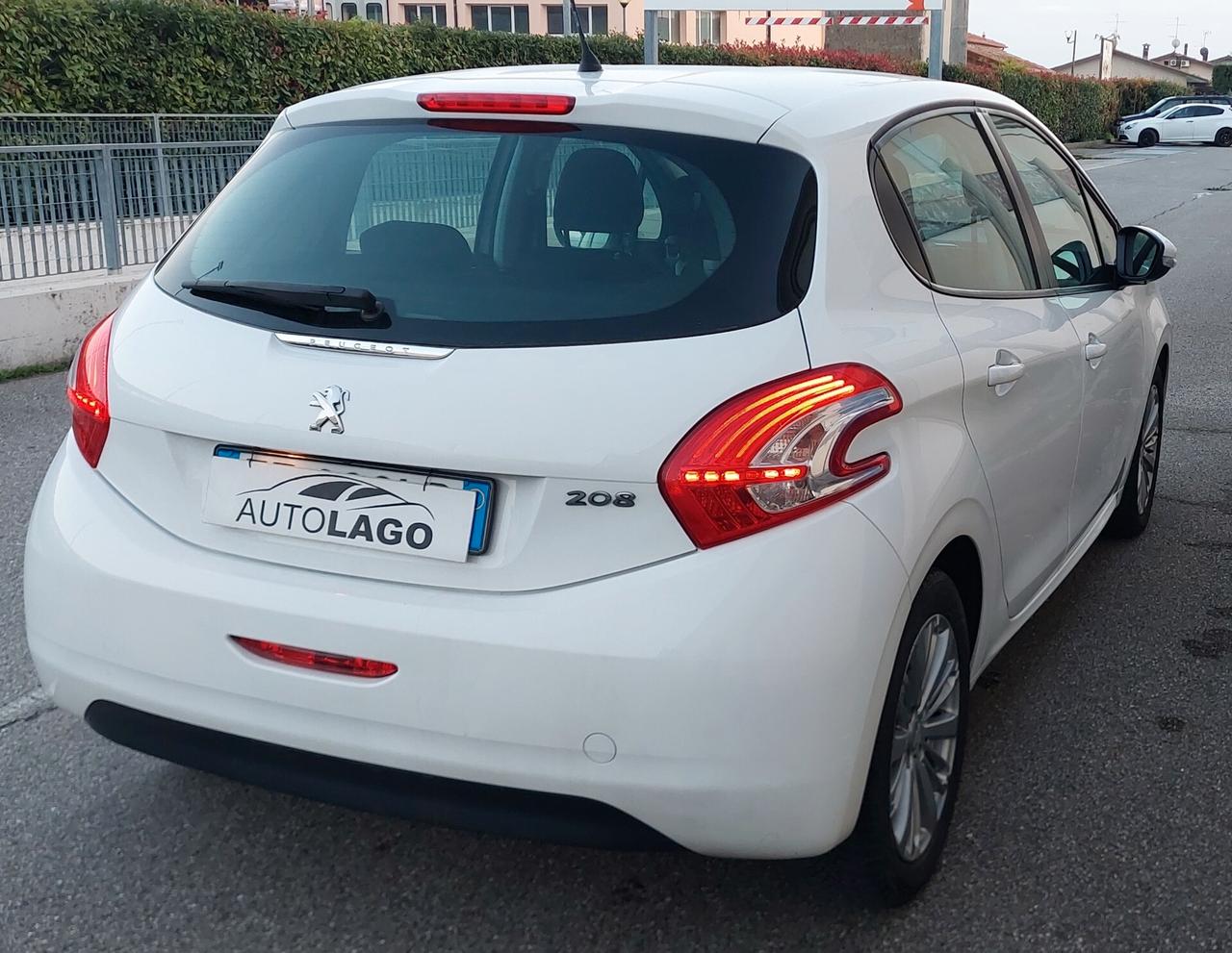 Peugeot 208 1.4 HDi 68 CV 5 porte ..NEOPATENTATI..