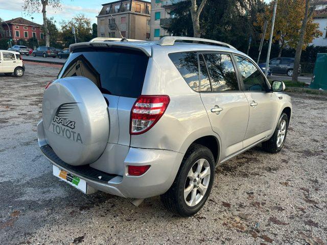 TOYOTA RAV 4 MY23 4X4 RAV4 2.2 D-4D 150 CV DPF Exclusive
