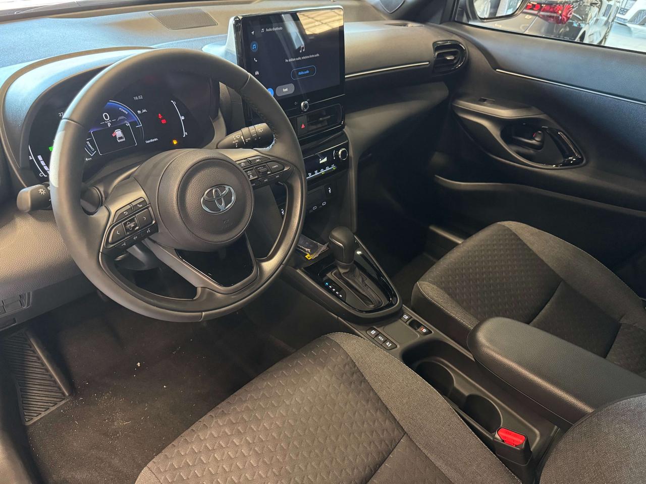 Toyota Yaris Cross 1.5 Hybrid 130 CV 5p. E-CVT Trend