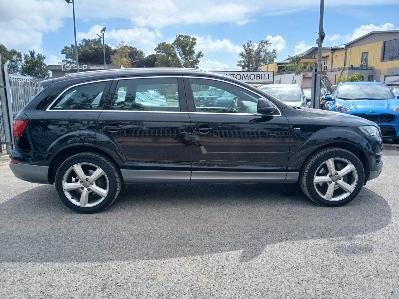 Audi Q7 3.0 TDI 240 CV clean diesel quattro tip. Advanced Plus