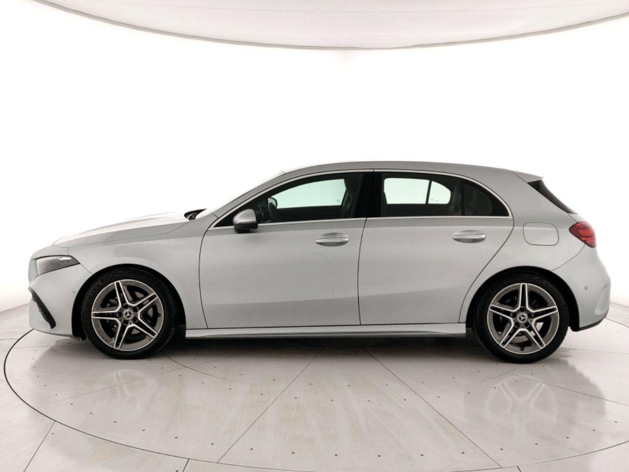 Mercedes-Benz A 180 AMG Line Advanced Plus auto