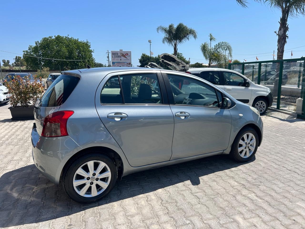 Toyota Yaris Verso 1.3i 16V cat Sol '03