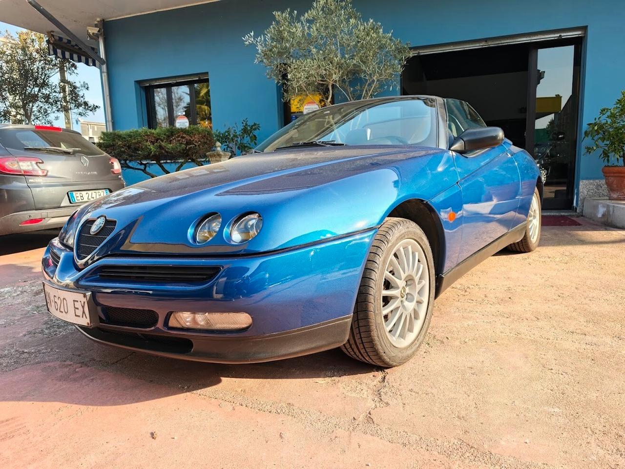 Alfa Romeo GTV Spider 2.0i 16V Twin Spark cat