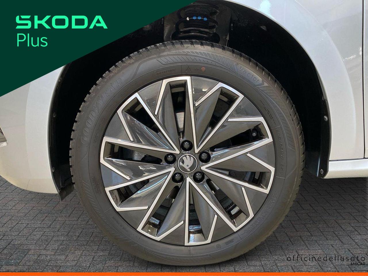 Skoda Kamiq 1.0 tsi 115cv black dots dsg