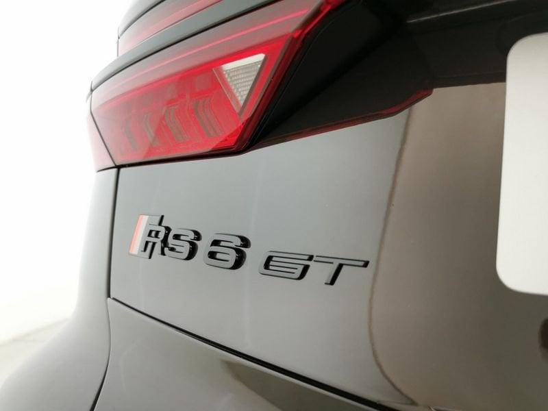 Audi A6 RS6 Avant 4.0 mhev performance quattro tiptronic