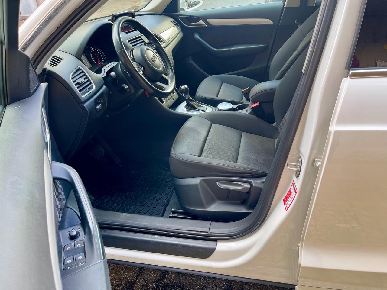 Audi Q3 2.0 TDI 150 CV quattro S tronic Sport