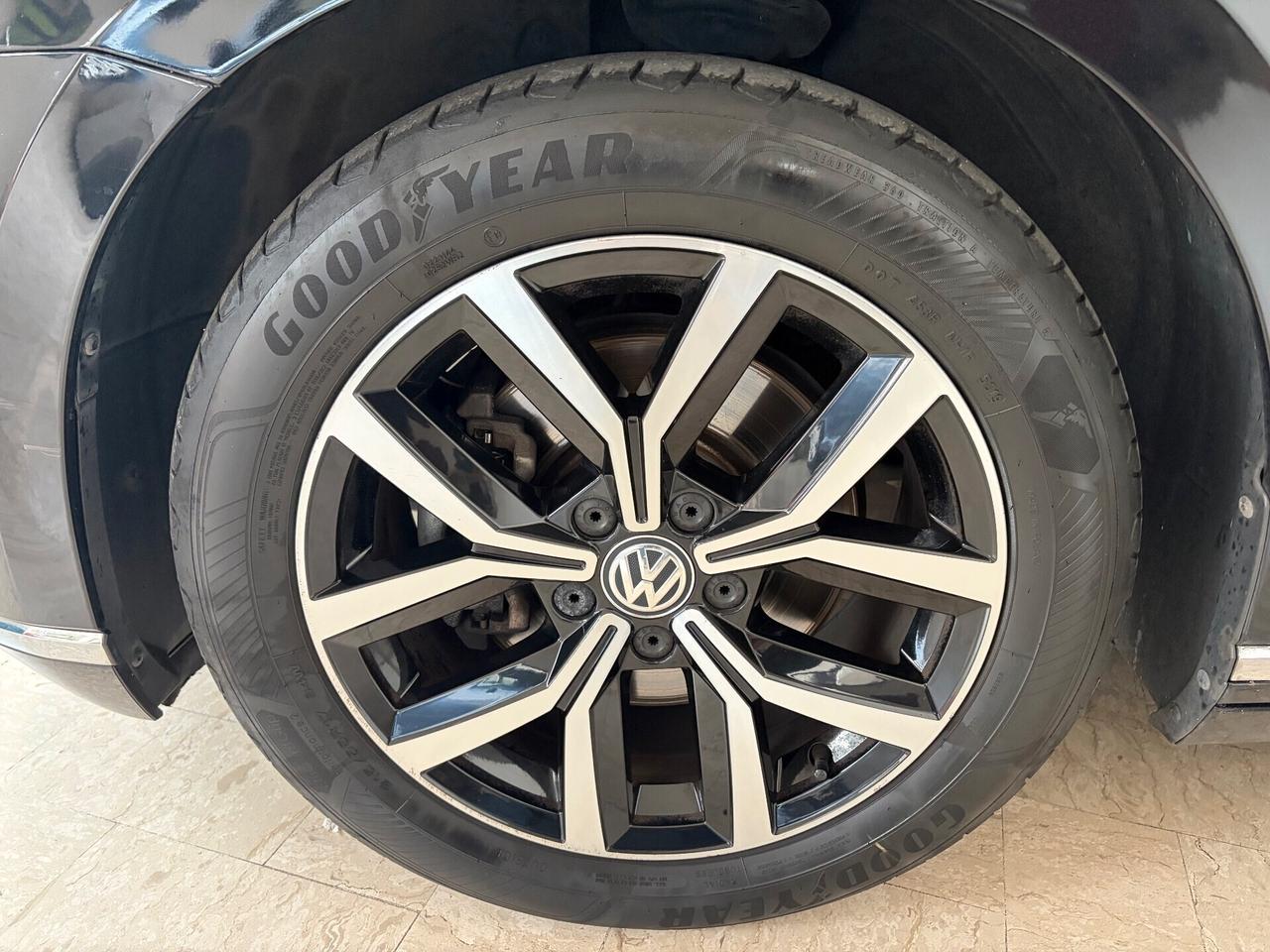 VOLKSWAGEN PASSAT VARIANT 2.0 TDI DSG EXECUTIVE