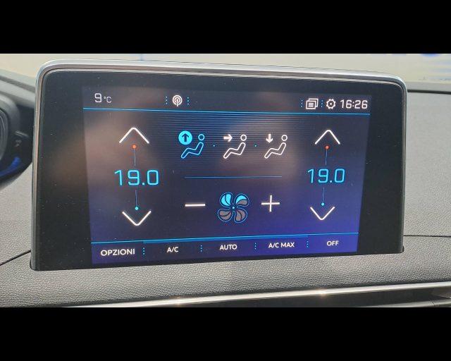 PEUGEOT 3008 1.6 bluehdi Business s&s 120cv