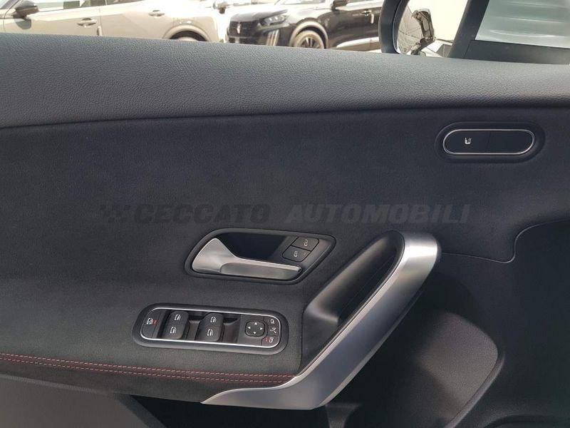 Mercedes-Benz Classe A A 180 d AMG Line Premium auto