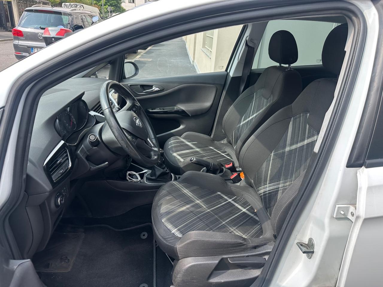 Opel Corsa 1.4 90CV GPL - euro 6 - ok neopatentati