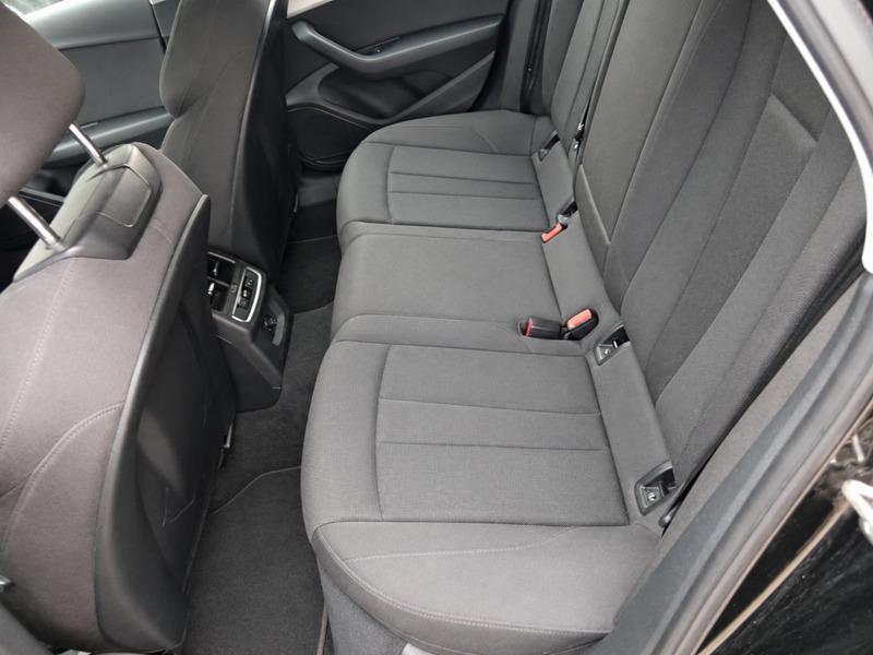 Audi A4 Avant 40 Tdi Quattro S-Tronic S-Line Led Matrix, Navi, Cerchi 18, Retrocamera