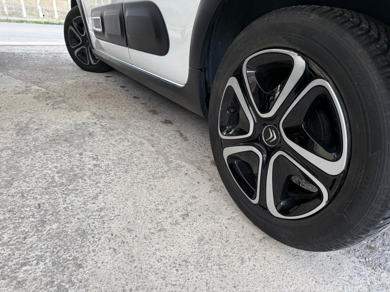 Citroen C3 1.2 Vti 83cv S&S Shine+AIRBUMP/FULL LED2022