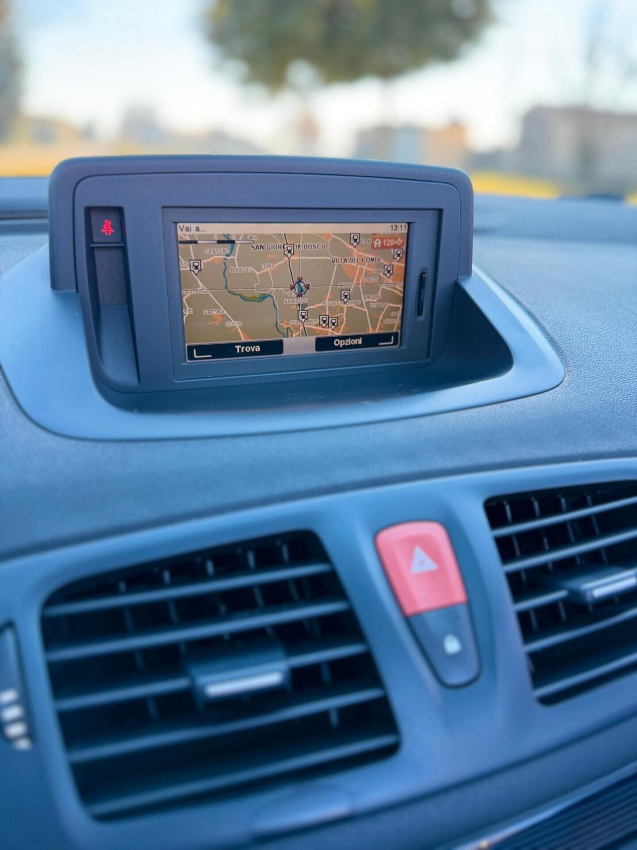 Renault Megane Mégane C-C 1.5 dCi 110CV Floride