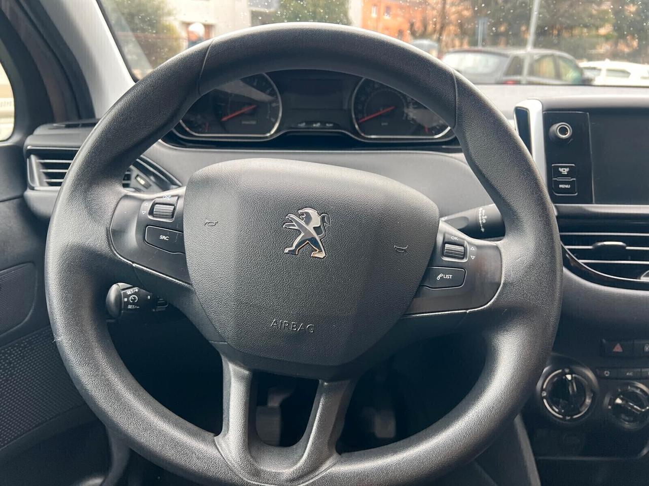 PEUGEOT 208 1.2 VTi 82cv 5p ACTIVE NEOPATENTATI