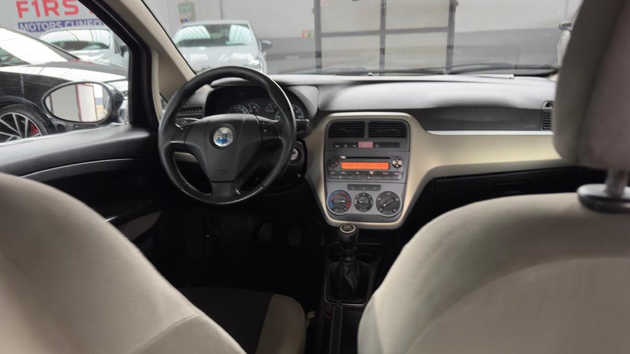 Fiat Grande Punto 1.4 Starjet 16V 5 porte Emotion