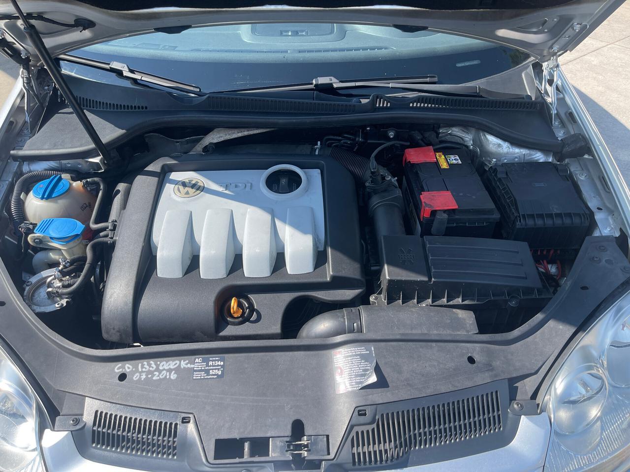 Volkswagen Golf 5p 1.900 TDI