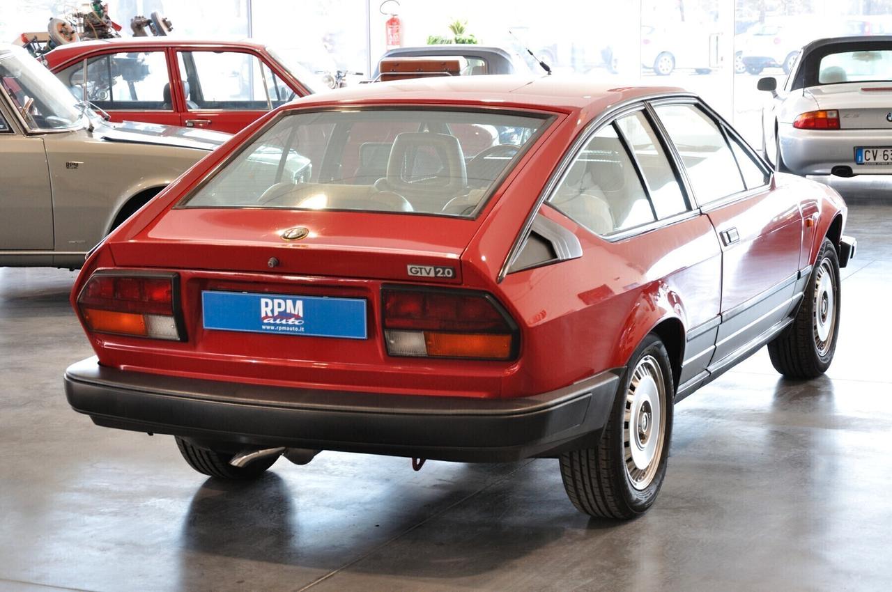 Alfa Romeo Alfetta GTV 2.0