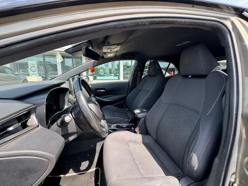 Toyota Corolla 1.8 Hybrid Style