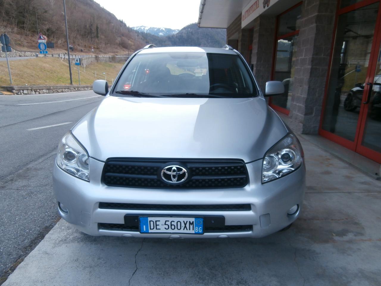 Toyota RAV 4 RAV4 2.2 D-4D 136 CV Unica proprietaria