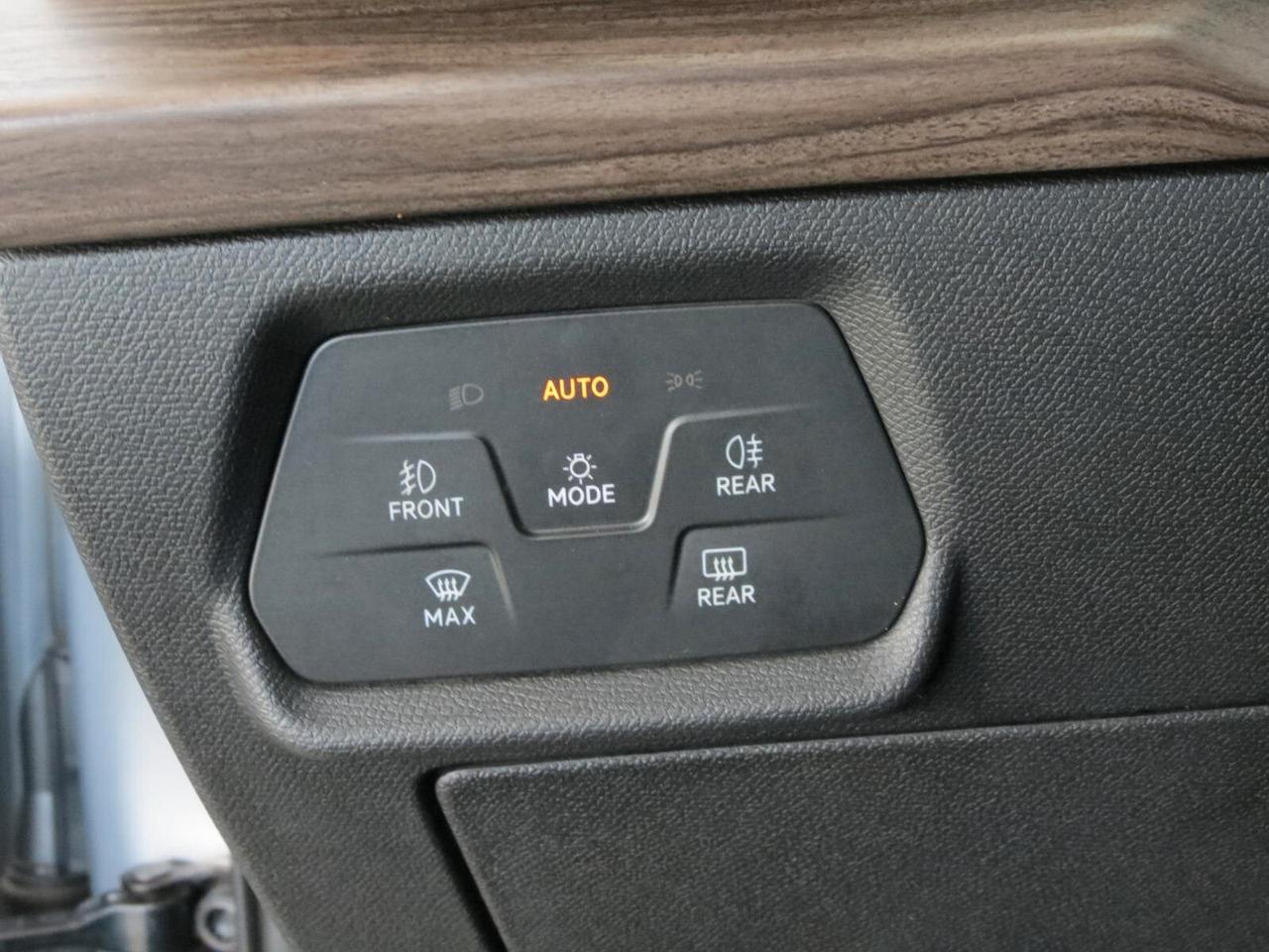 Seat Leon Sportstourer 1.5 eTSI 150 CV DSG Xcellence