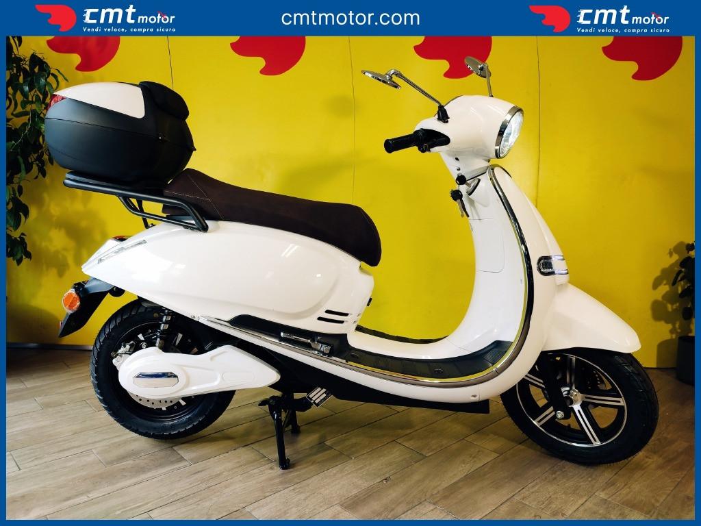 CJR MOTORECO Trinity 5kW Elettrico - Nuova