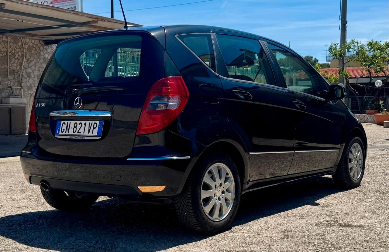 Mercedes-benz A 150 A 150 BlueEFFICIENCY Coupé Avantgarde