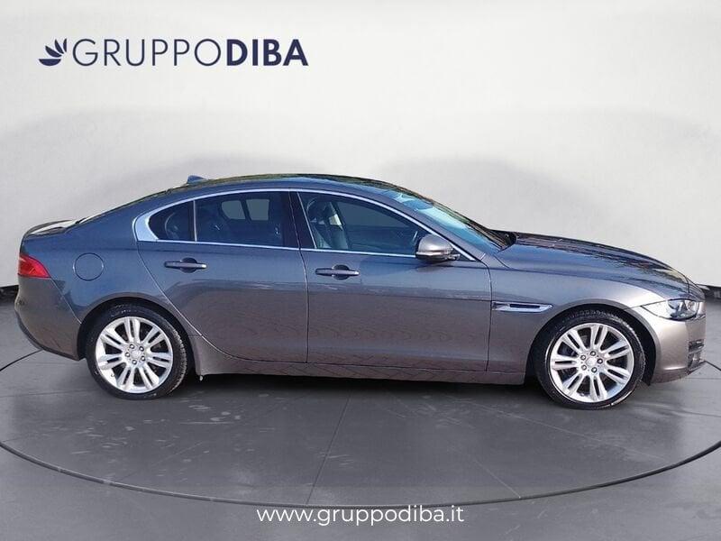 Jaguar XE Diesel 2.0d Pure 180cv auto