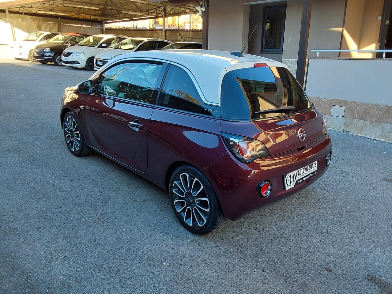 Opel Adam 1.2 70 CV Glam