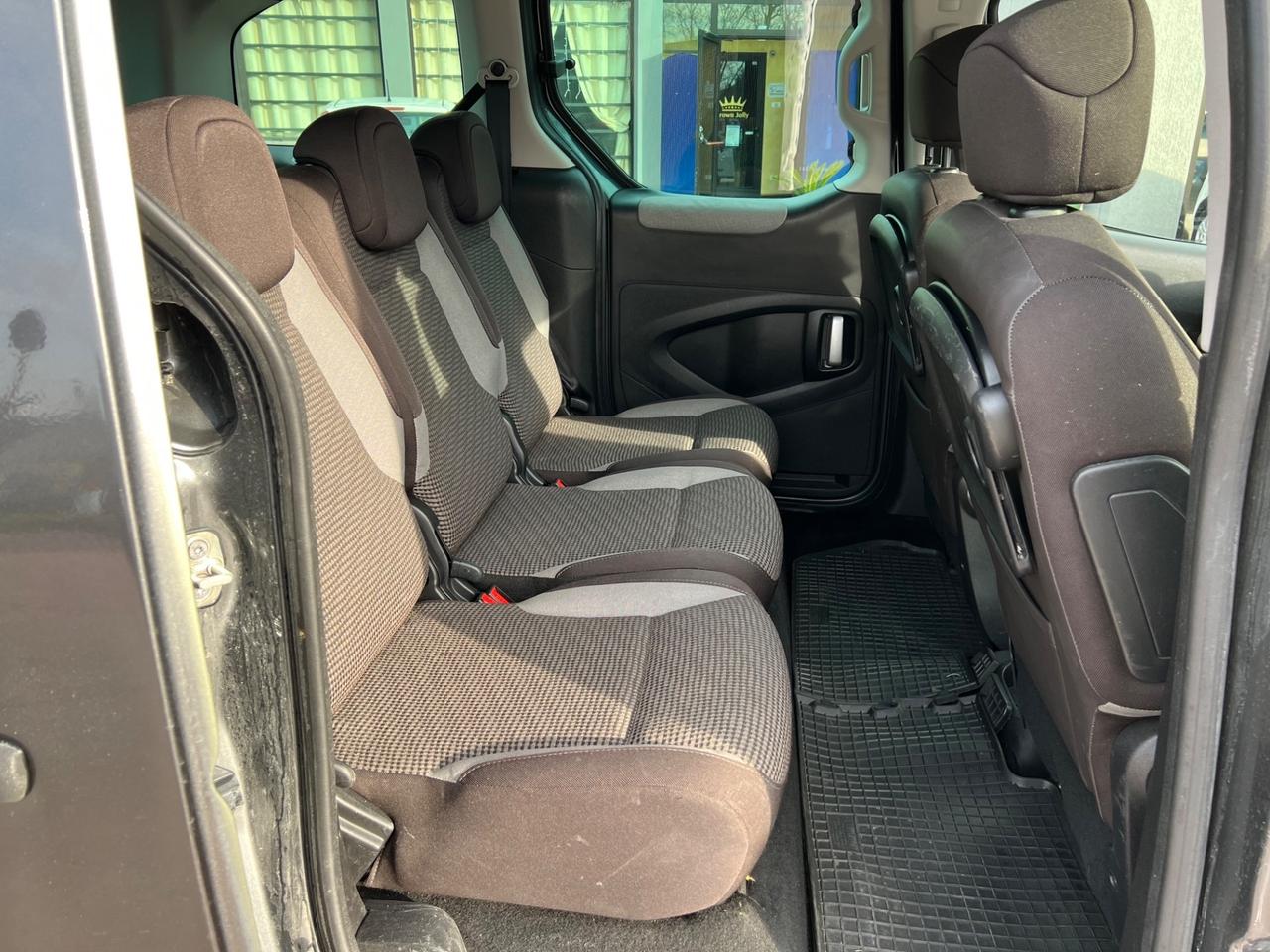 Peugeot Partner Tepee 1.6 HDi 115CV Active