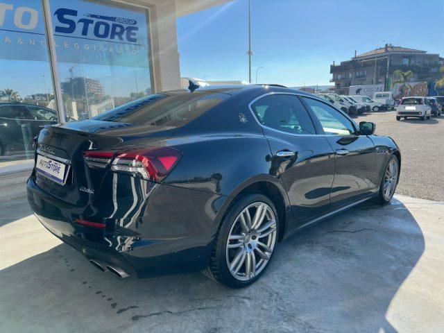 MASERATI Ghibli V6 Diesel 250 CV